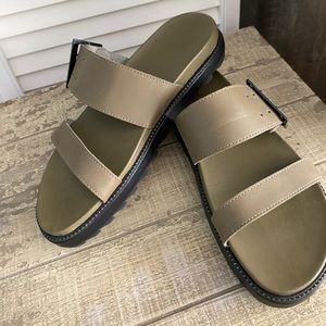 Army Green Sorel Slide Sandals. 8.5